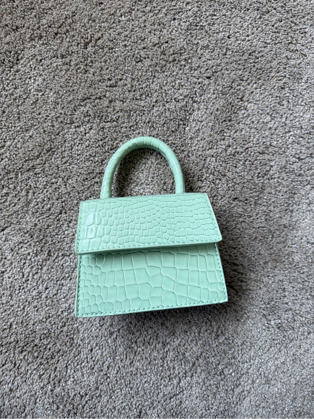 SHEIN Mint Croc-Embossed Mini Top Handle Bag